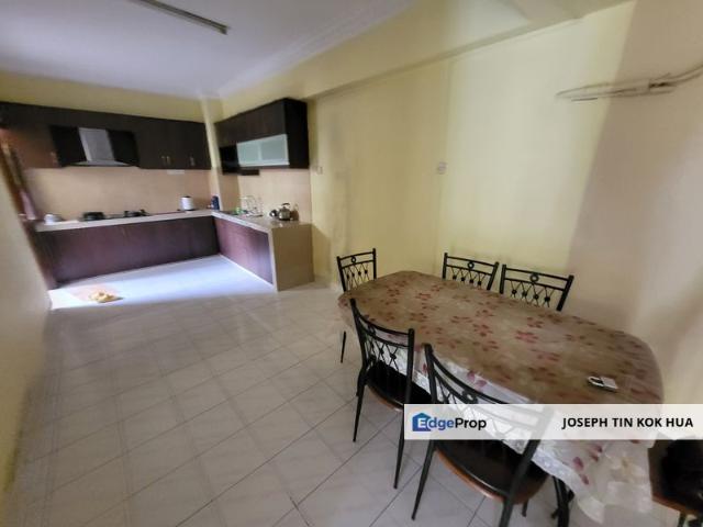 Condominium for sale in Country Heights Damansara, Kuala Lumpur