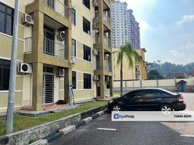 Condominium for sale in Malaka