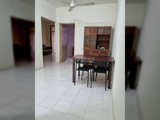 Apartment for rent in Malaka