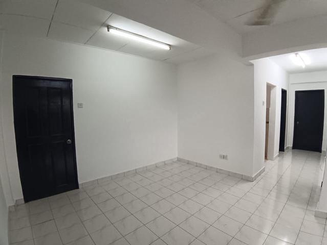 Apartment for sale in Petaling, Damansara Damai