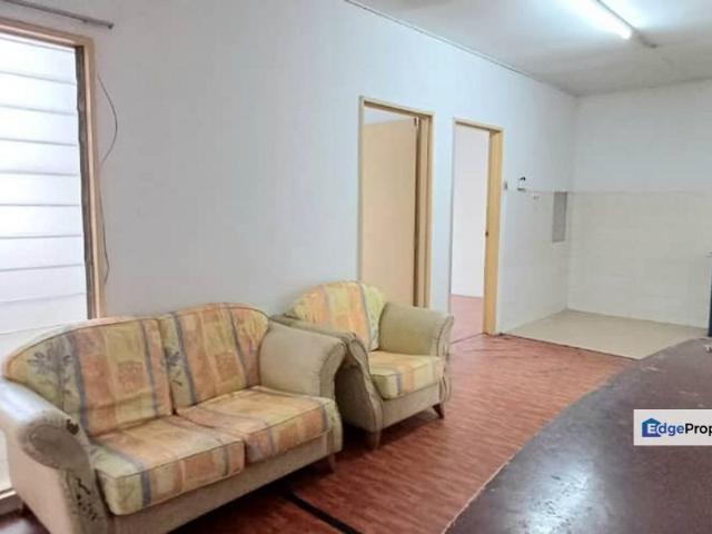 Flat for sale in Tanjong Sepat, Selangor