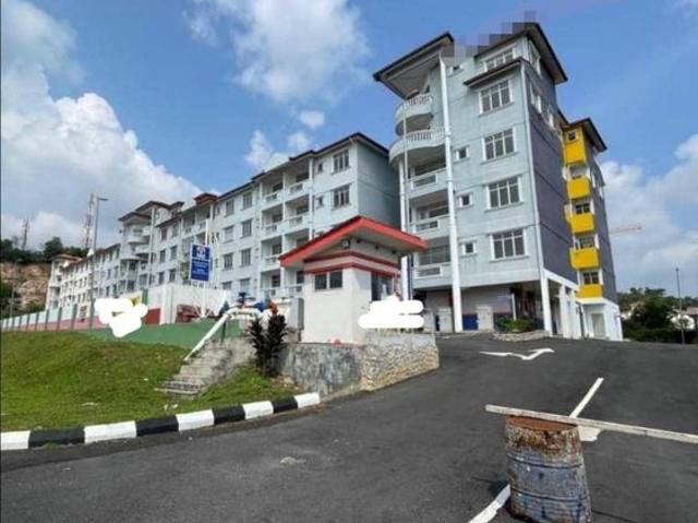Apartment for sale in Tanjong Sepat, Selangor