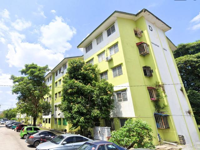 Flat for sale in Petaling, Subang Jaya