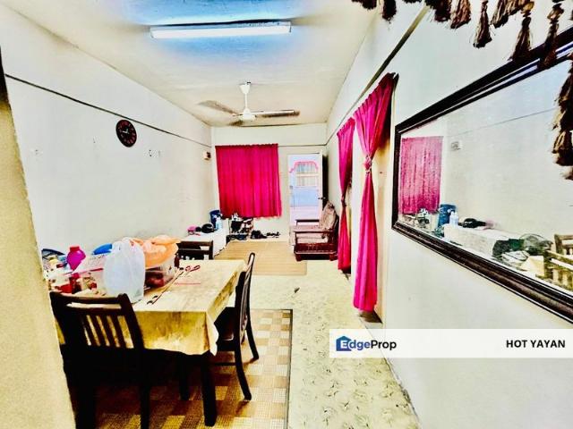 Flat for sale in Kajang, Langat