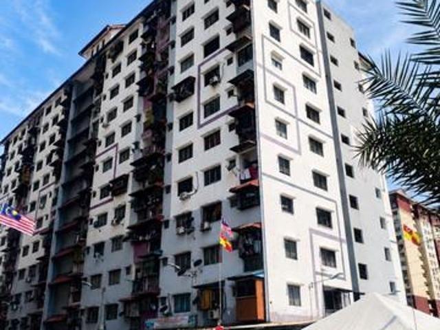Apartment for sale in Petaling, Subang Jaya