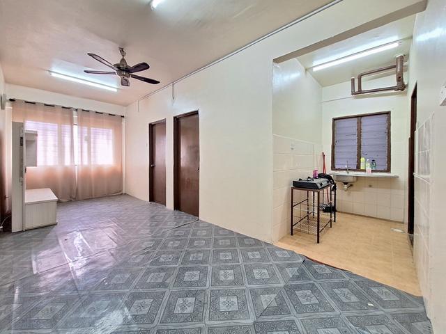 Apartment for sale in Petaling, Damansara Damai