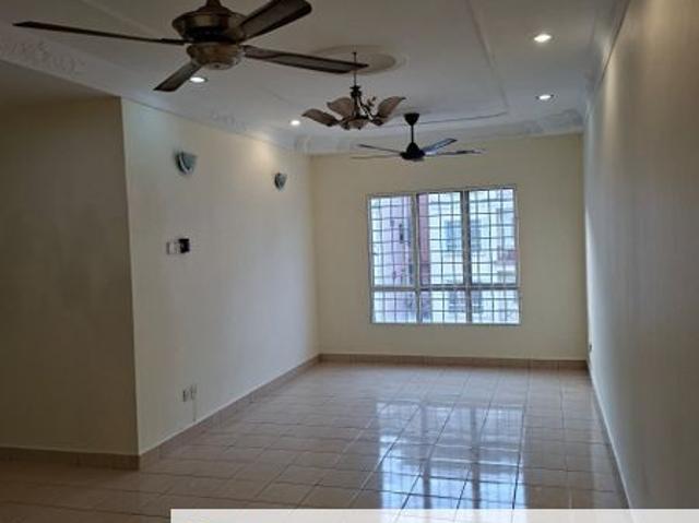 Condominium for sale in Petaling, Alam Impian