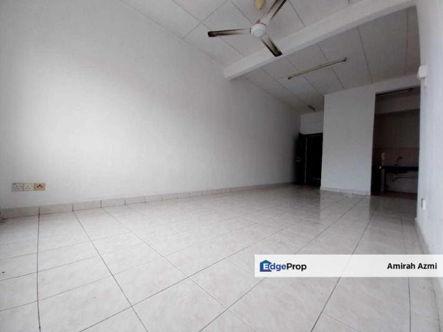 Condominium for sale in Petaling, Alam Impian