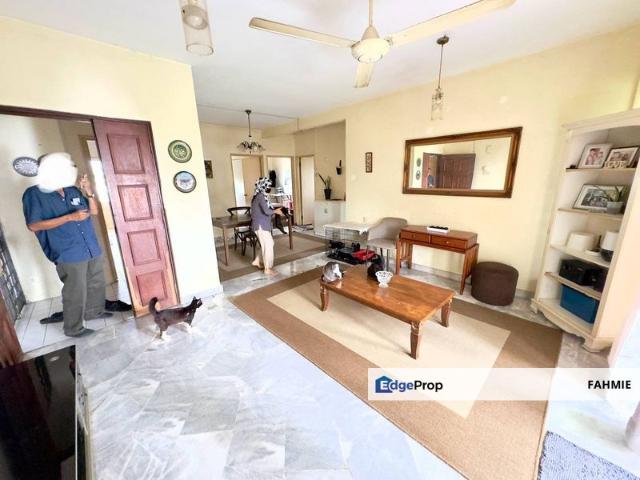 Condominium for sale in Country Heights Damansara, Kuala Lumpur