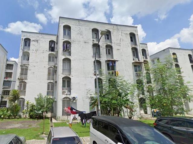 Apartment for sale in Desa Pandan