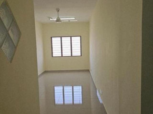 Apartment for sale in Petaling, Damansara Damai