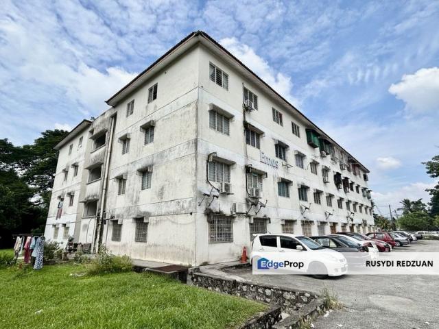 Flat for sale in Kajang, Langat
