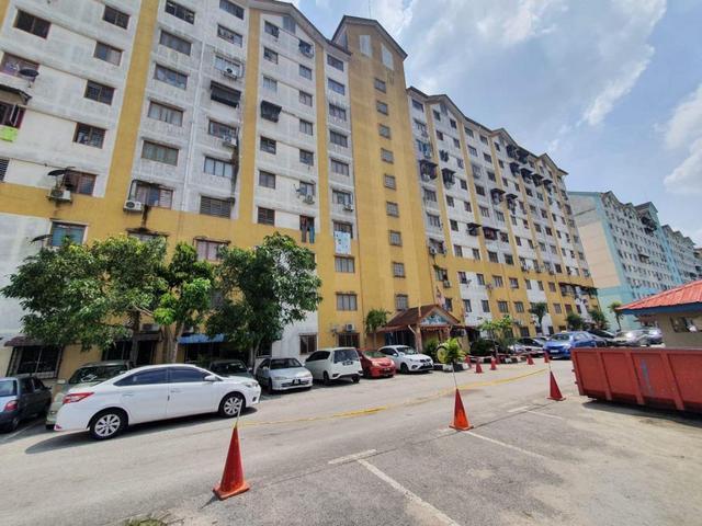 Apartment for sale in Petaling, Subang Jaya