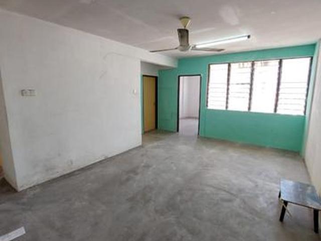 Flat for sale in Wellesley, Penang