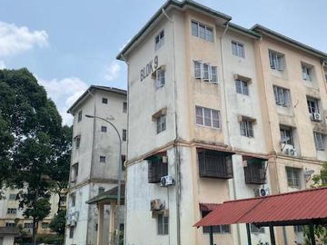 Condominium for sale in Petaling, Alam Impian