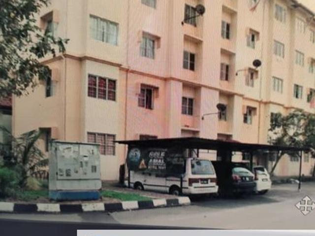 Flat for sale in Petaling, Alam Impian