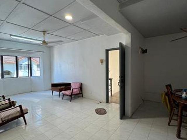 Apartment for sale in Malaka