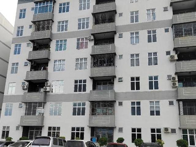 Apartment for sale in Malaka