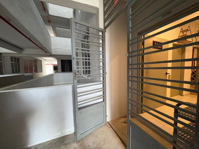 Apartment for sale in Malaka
