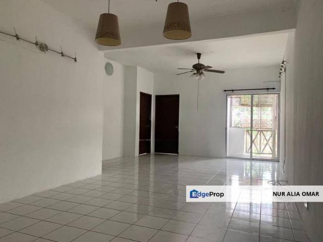 Condominium for sale in Petaling, Alam Impian