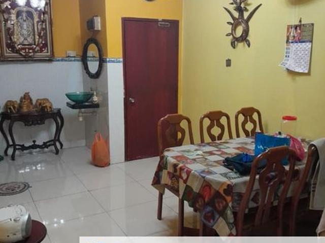 Flat for sale in Petaling, Alam Impian