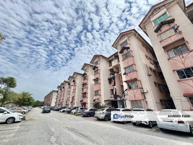 Condominium for sale in Petaling, Alam Impian