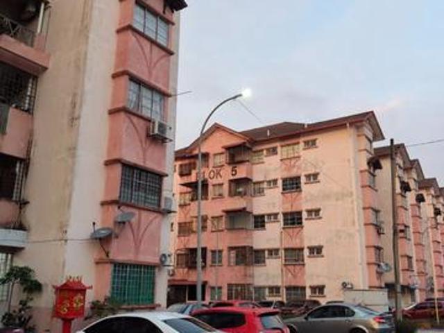 Apartment for sale in Shah Alam, Petaling
