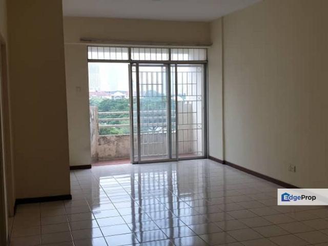 Condominium for sale in Petaling, Subang Jaya