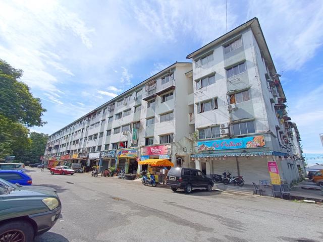 Flat for sale in Petaling, Subang Jaya
