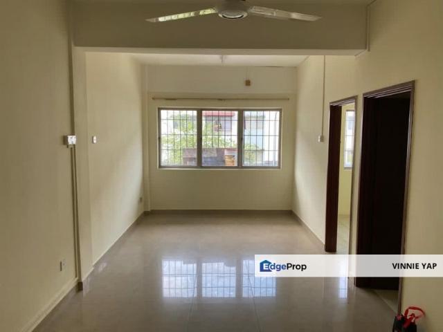 Flat for sale in Petaling, Subang Jaya