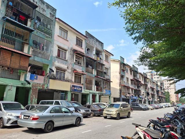 Apartment for sale in Petaling, Subang Jaya