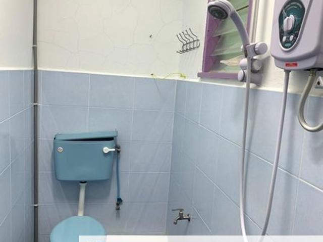Flat for rent in Malaka