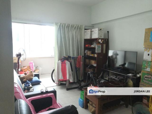 Condominium for sale in Malaka