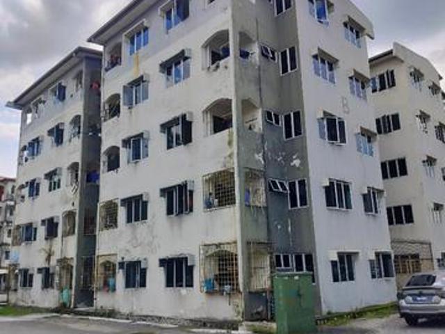 Apartment for sale in Kajang, Langat
