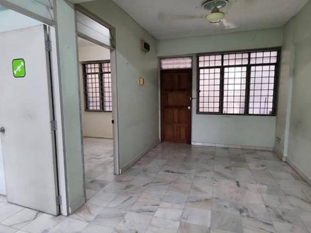 Flat for sale in Petaling, Subang Jaya