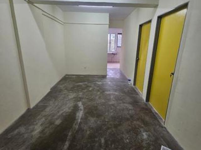 Flat for sale in Petaling, Subang Jaya