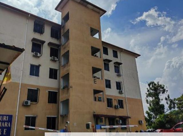 Flat for sale in Kajang, Langat