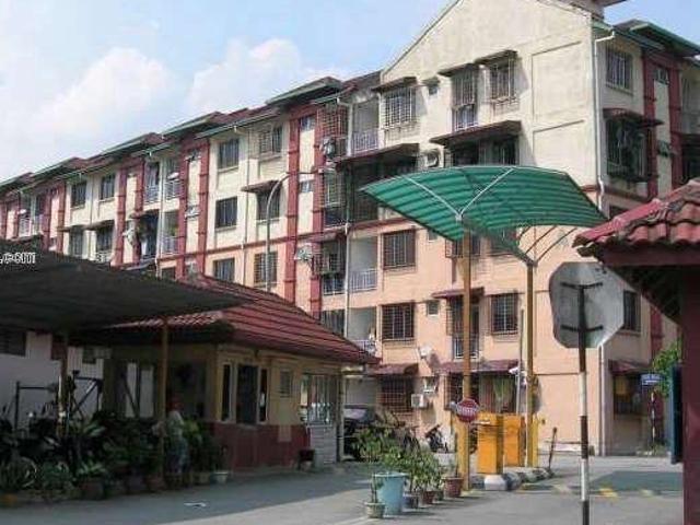 Apartment for sale in Kajang, Langat