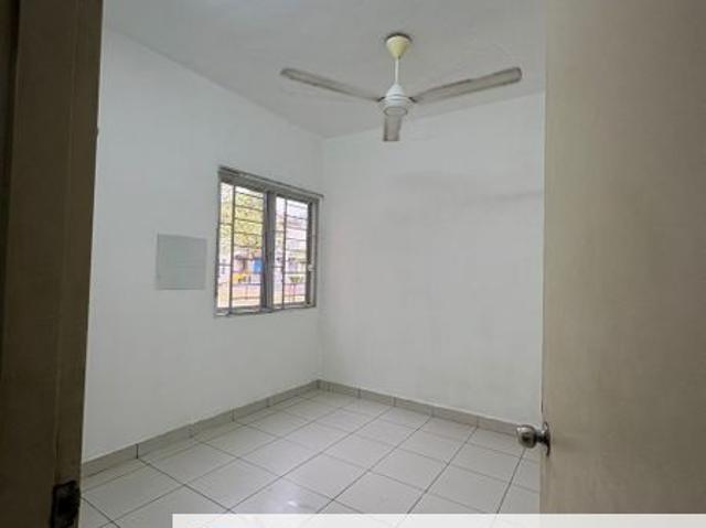 Flat for sale in Port Klang, Selangor