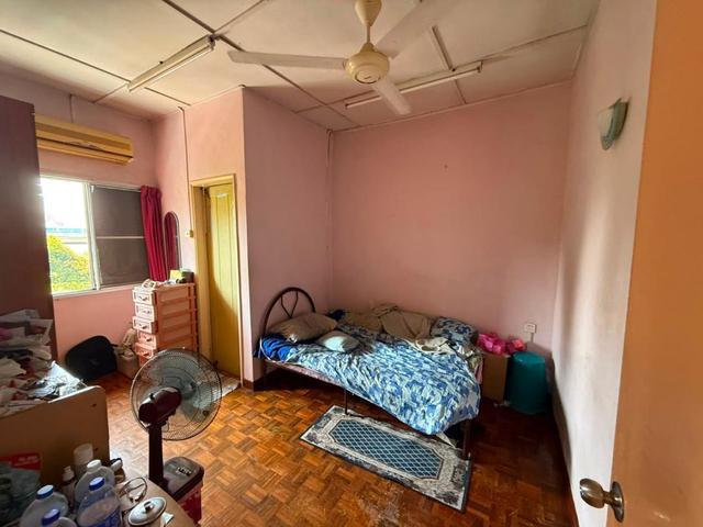 Apartment for sale in Kajang, Langat