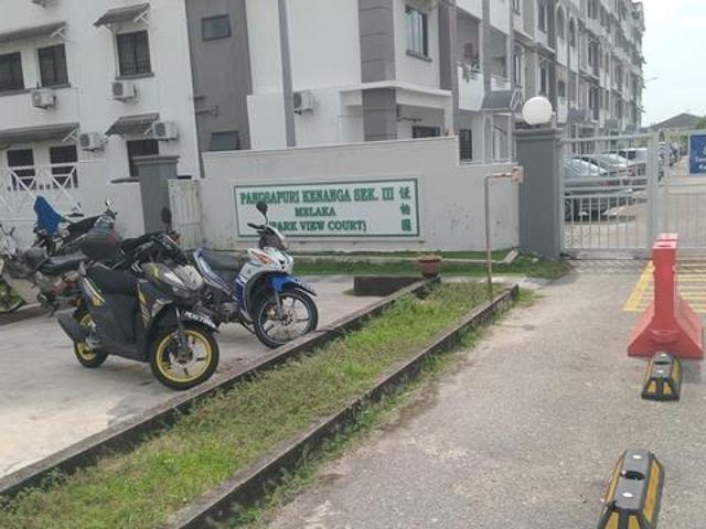 Apartment for sale in Malaka