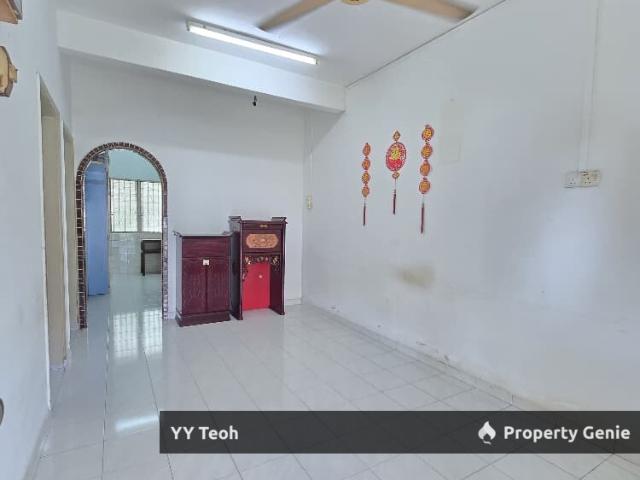 Apartment for sale in Malaka