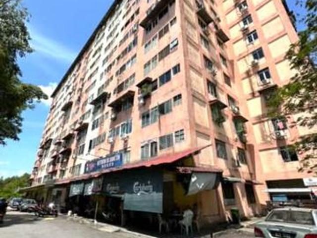 Flat for sale in Petaling, Subang Jaya
