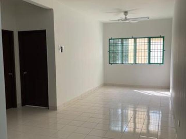 Condominium for sale in Petaling, Subang Jaya