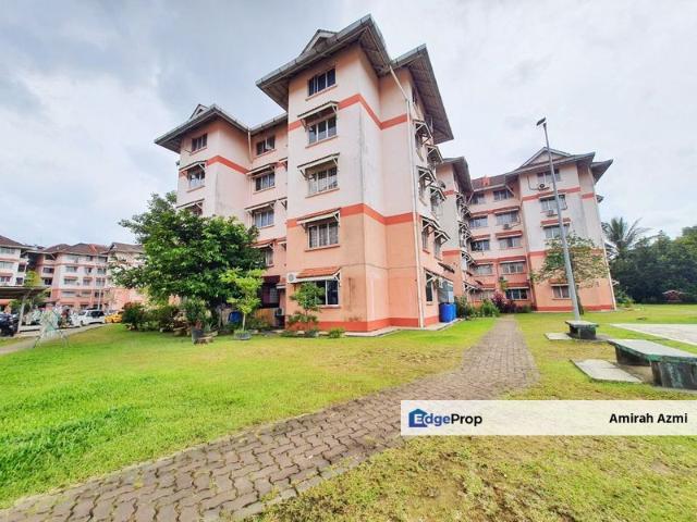 Condominium for sale in Petaling, Subang Jaya
