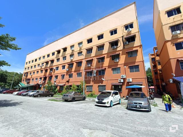 Apartment for sale in Port Klang, Selangor