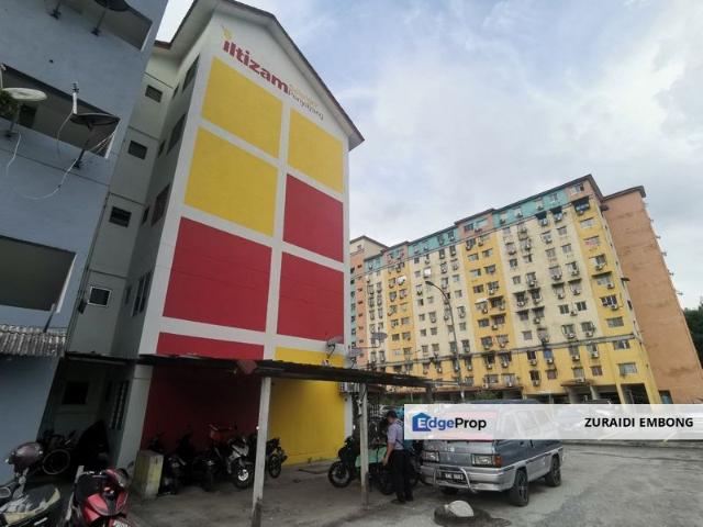 Flat for sale in Petaling, Subang Jaya
