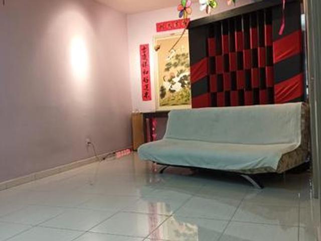 Apartment for sale in Malaka