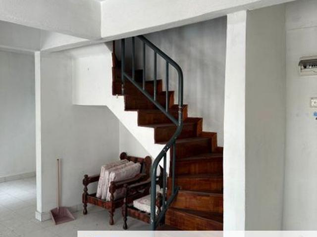 Flat for rent in Malaka