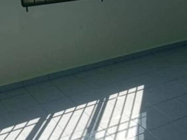 Condominium for sale in Malaka
